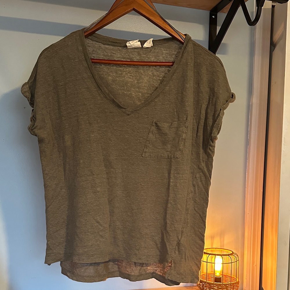 Linen v neck Large short sleeve